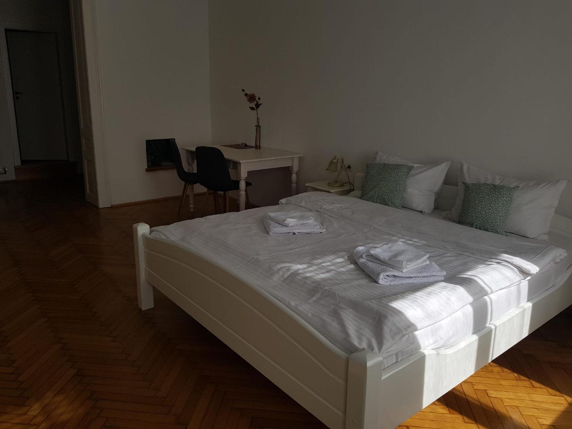Liberte Apartments Oradea Cameră foto
