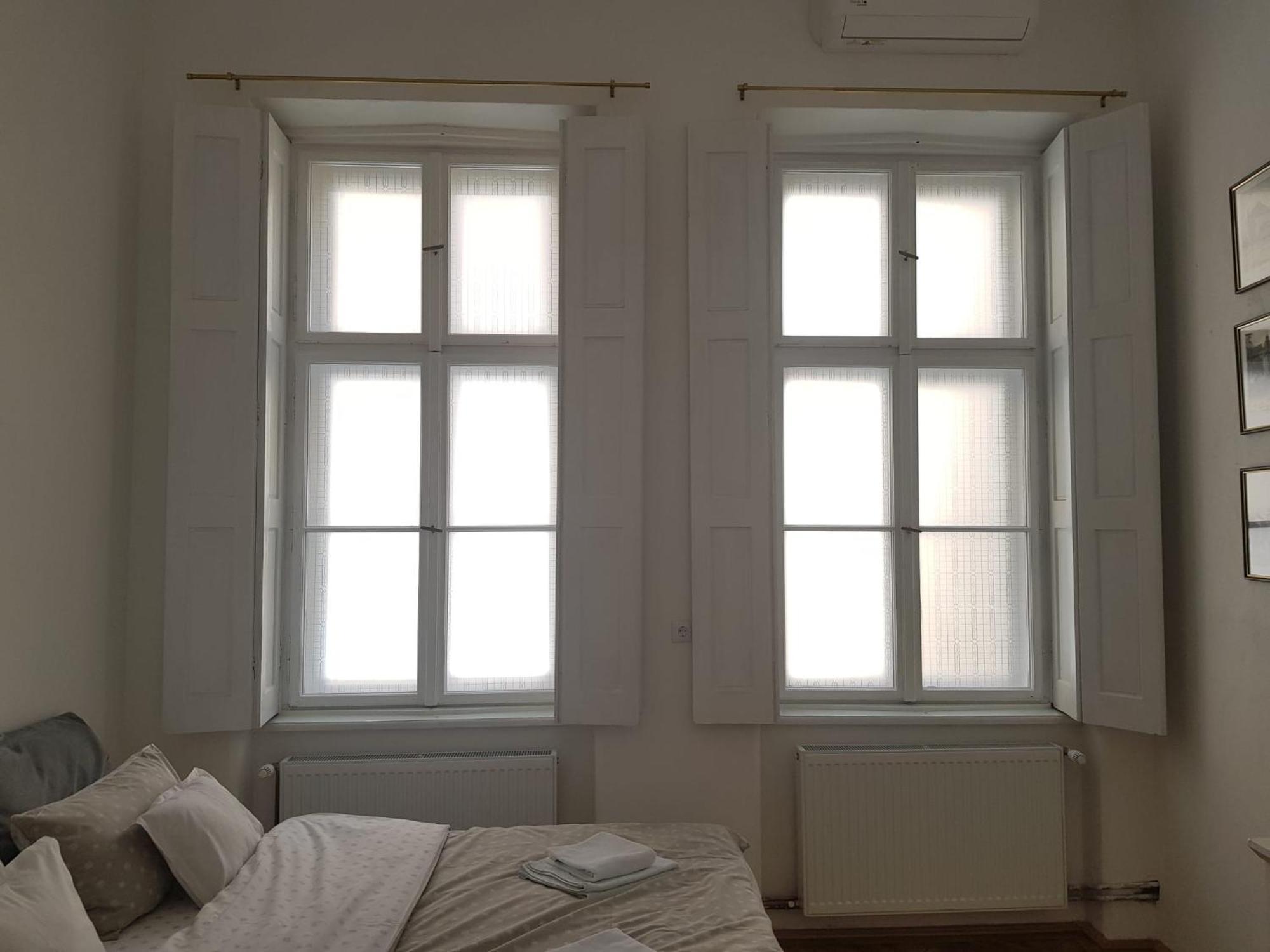 Liberte Apartments Oradea Cameră foto